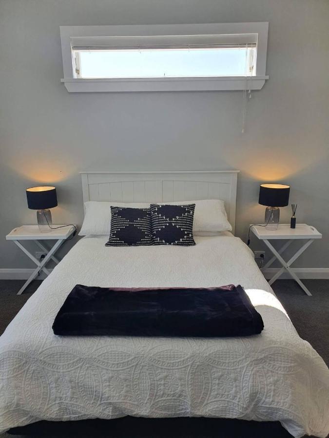 Tauranga - Big, Beautiful Villa On The Water! Bagian luar foto